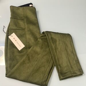 NWT Pull on Velvet Pants
